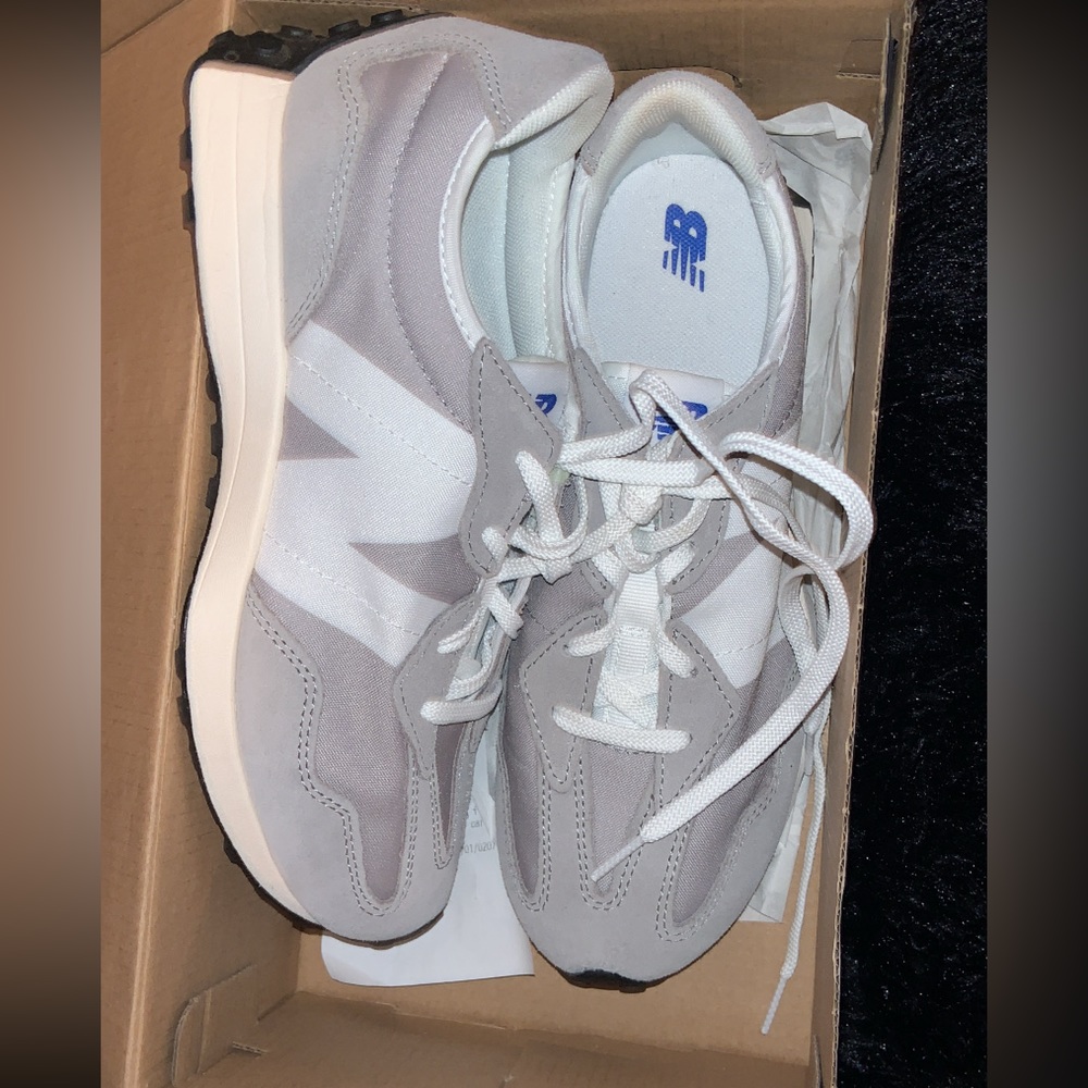 New Balance 327 White & Grey Marblehead Unisex Big Kids 7 Medium Shoe